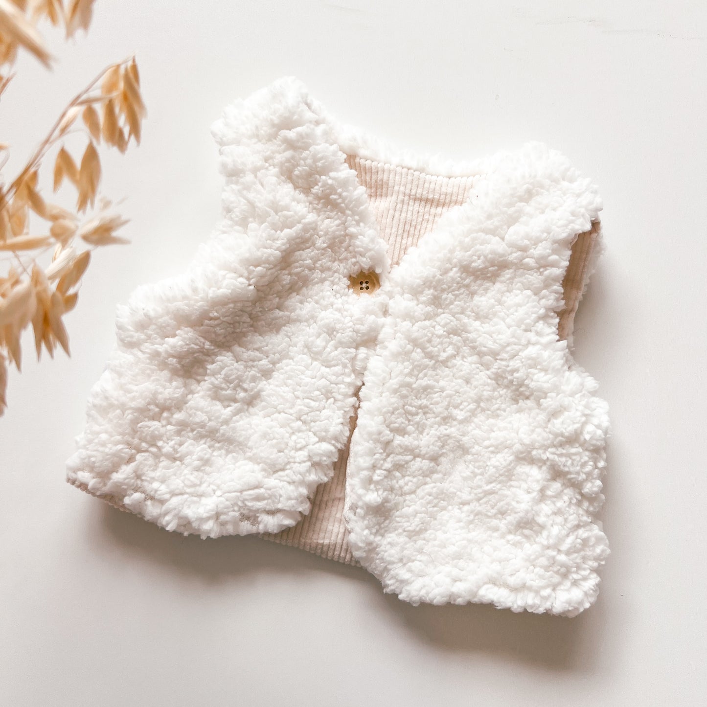 Stylisches Unisex-Set in Beige für Baby und Kind