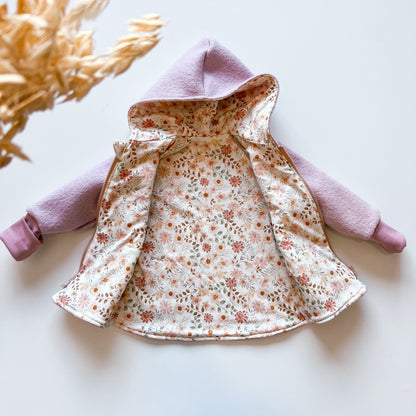 Montessori Walkjacke in Rosa mit  Blumen, magnetischen Reißverschluss