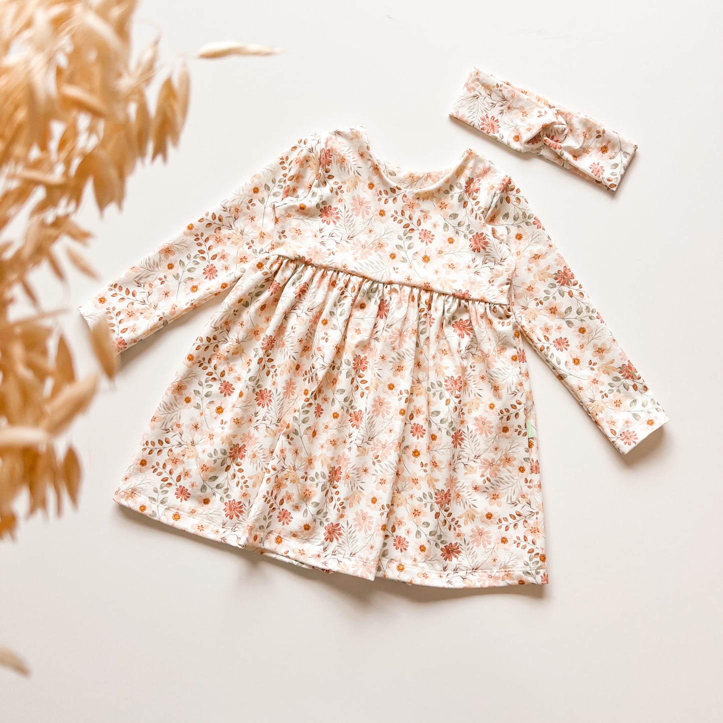 Set Rosa, Blumen Kleid und Stirband für Mädchen