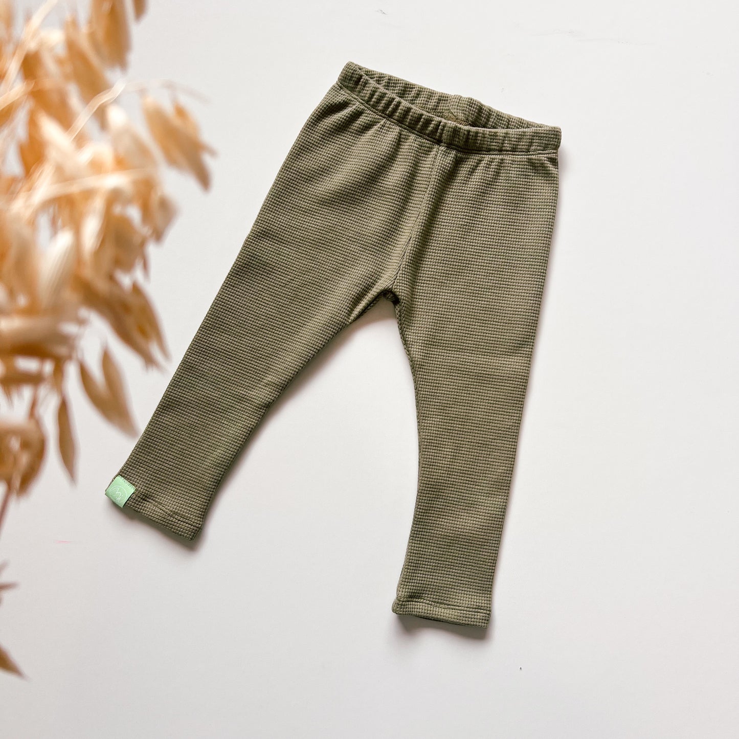 Leggings für Baby und Kinder in olive