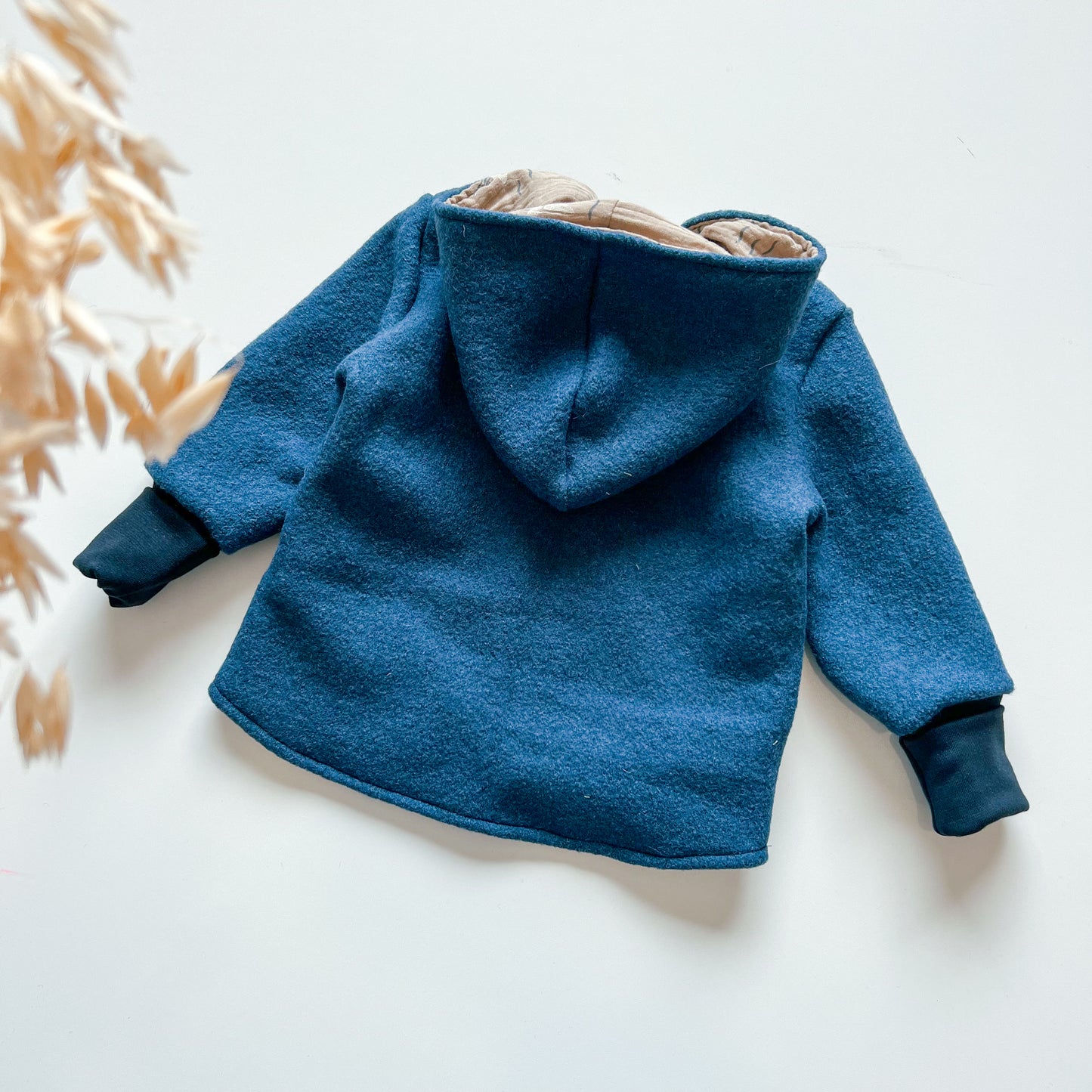 Montessori Walkjacke in Blau mit Boat, magnetischen Reißverschluss